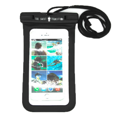 Waterproof smartphone case
